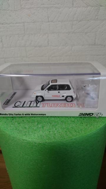 ~jJ[ VeB^[{ UgR|   zr[ 