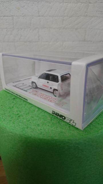 ~jJ[ VeB^[{ UgR|  zr[ 