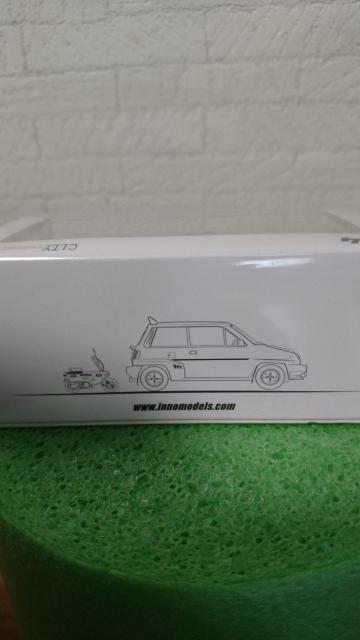 ~jJ[ VeB^[{ UgR|  zr[ 