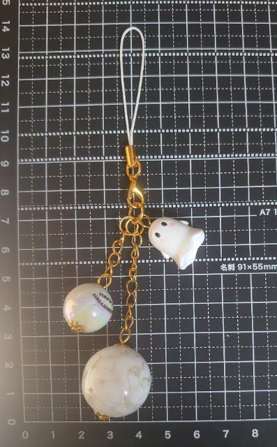 ハンドメイド♪おばけ鈴ビーズジャラジャラストラップ〜ホワイト〜 < ペット/手芸/園芸  ハンドメイド♪おばけ鈴ビーズジャラジャラストラップ〜ホワイト〜 < ペット/手芸/園芸の
