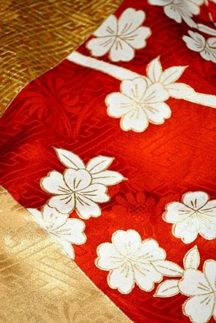 【最高峰】美品 金彩 本金箔 金駒シシュウ シシュウ 霞吉祥花文 おく田謹製 振袖 身丈167cm 裄丈66cm T3524 < 女性ファッション  【最高峰】美品 金彩 本金箔 金駒シシュウ シシュウ 霞吉祥花文 おく田謹製 振袖 身丈167cm 裄丈66cm T3524 < 女性ファッションの