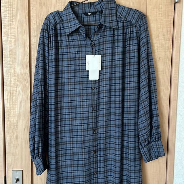新品ユニクロCベルテッドシャツワンピースブルーL < ブランド  新品ユニクロCベルテッドシャツワンピースブルーL  < ブランドの