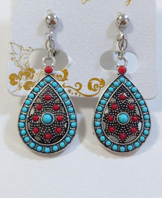 ターコイズ調ボヘミアン☆イヤリング・ピアス☆ ネイティブ  ボヘミアン   エスニック   アジアン   ウエスタン  ヒッピー < 女性アクセサリー/時計  ターコイズ調ボヘミアン☆イヤリング・ピアス☆ ネイティブ  ボヘミアン   エスニック   アジアン   ウエスタン  ヒッピー < 女性アクセサリー/時計の