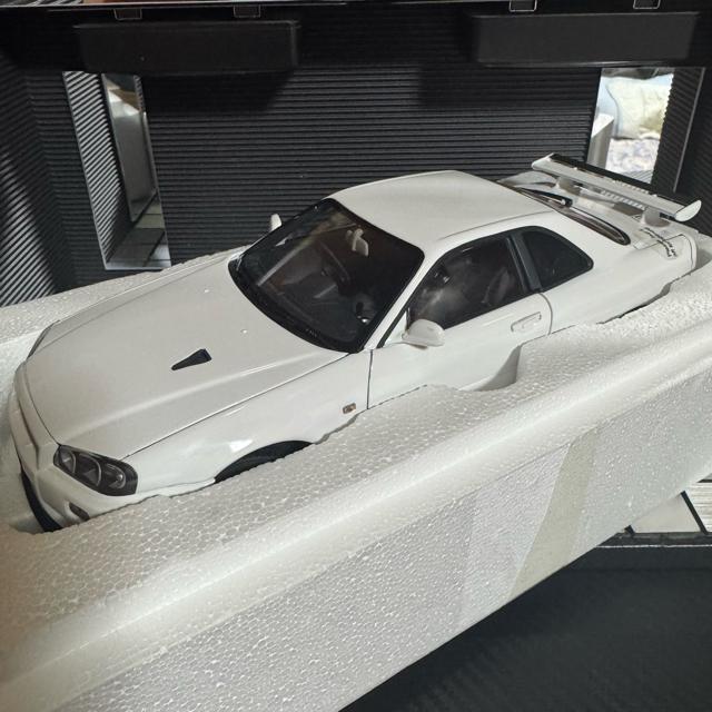 絶版未展示品オートアート1/18 スカイライン GT-R R34 VスペックII < ホビー  絶版未展示品オートアート1/18 スカイライン GT-R R34 VスペックII < ホビーの