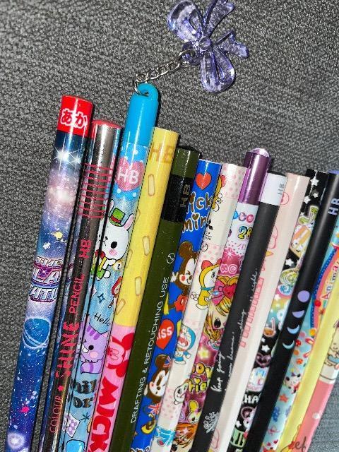 ♯新品♯いろいろえんぴつ 15本 B  赤えんぴつ1本入り  ドラえもん ミッキー プーさん < インテリア/ライフ  ♯新品♯いろいろえんぴつ 15本 B  赤えんぴつ1本入り  ドラえもん ミッキー プーさん < インテリア/ライフの