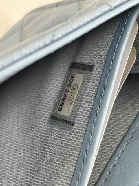 CHANEL シャネル 長財布 ウォレット キャビア 水色 ビジュー ストーン 中古 < ブランド CHANEL シャネル 長財布 ウォレット キャビア 水色 ビジュー ストーン 中古 < ブランドの