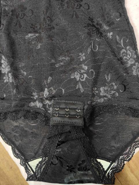 エレガントな黒レース花柄ボディスーツLサイズ < 女性ファッション エレガントな黒レース花柄ボディスーツLサイズ < 女性ファッションの
