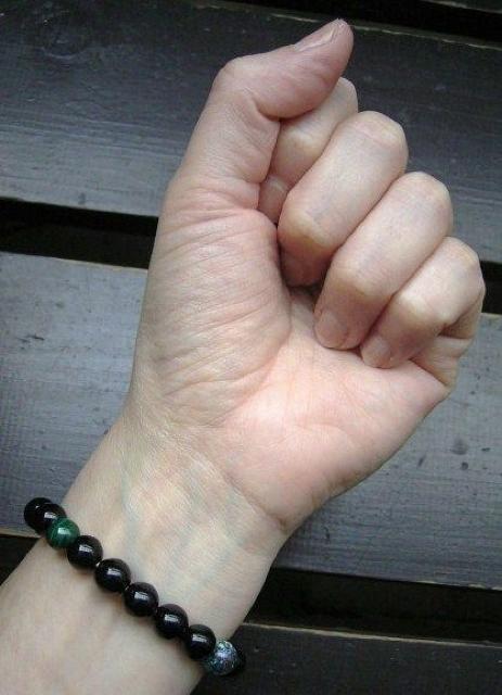 オニキスxマラカイトxクリソコラブレスレット < 女性アクセサリー/時計 オニキスxマラカイトxクリソコラブレスレット < 女性アクセサリー/時計の