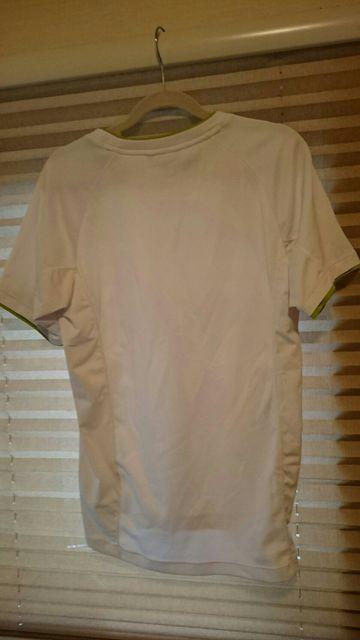 UNIQLO♪メンズTシャツ☆Mサイズ☆ポリエステル♪ < ブランド  UNIQLO♪メンズTシャツ☆Mサイズ☆ポリエステル♪ < ブランドの