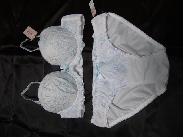 ���C�g�u���[�̉ԕ��h�J�g���b�V�O�l���C���[���� 