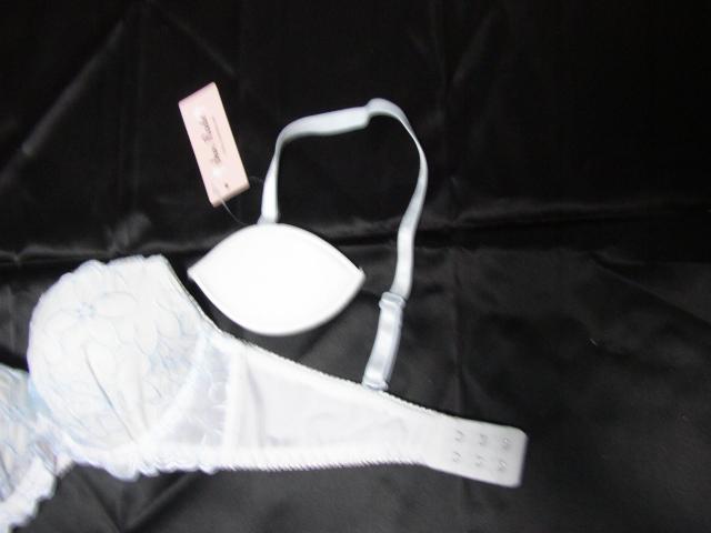 ���C�g�u���[�̉ԕ��h�J�g���b�V�O�l���C���[����