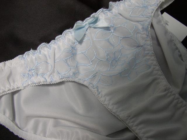 ���C�g�u���[�̉ԕ��h�J�g���b�V�O�l���C���[����