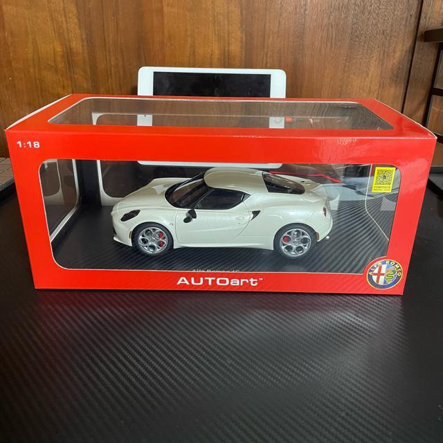 未展示品 オートアート 1/18 アルファロメオ 4C < ホビー  未展示品 オートアート 1/18 アルファロメオ 4C < ホビーの