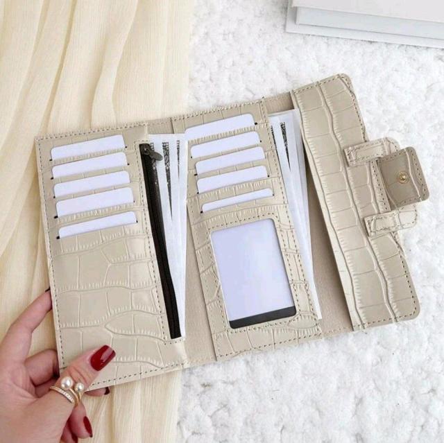 新品★クロコ型押し風薄手カードケース長財布/ホワイト < 女性ファッション  新品★クロコ型押し風薄手カードケース長財布/ホワイト < 女性ファッションの