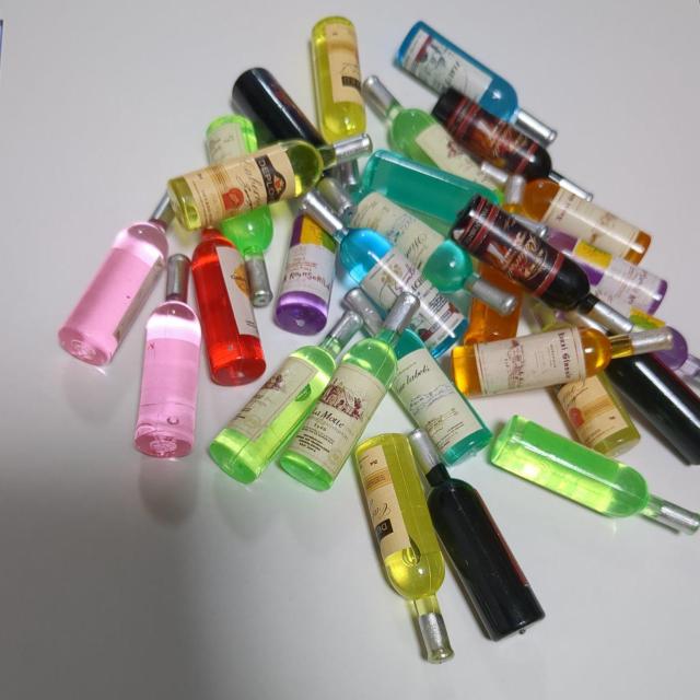 ミニチュア★カラーワイン★ワインボトル★おまかせ5本セット★ドールハウスに★ < おもちゃ  ミニチュア★カラーワイン★ワインボトル★おまかせ5本セット★ドールハウスに★  < おもちゃの