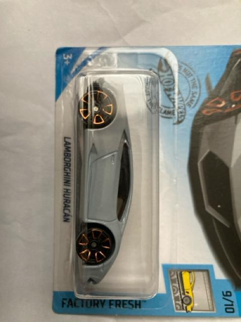 ホットウィール・ランボルギーニ ウラカン グレー(他も出品中) < ホビー  ホットウィール・ランボルギーニ ウラカン グレー(他も出品中) < ホビーの
