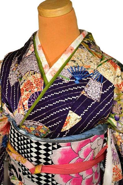 【最高峰】美品 創業460年【千總】金彩 扇面花文 振袖 身丈160cm 裄丈63cm T3525 < 女性ファッション  【最高峰】美品 創業460年【千總】金彩 扇面花文 振袖 身丈160cm 裄丈63cm T3525 < 女性ファッションの