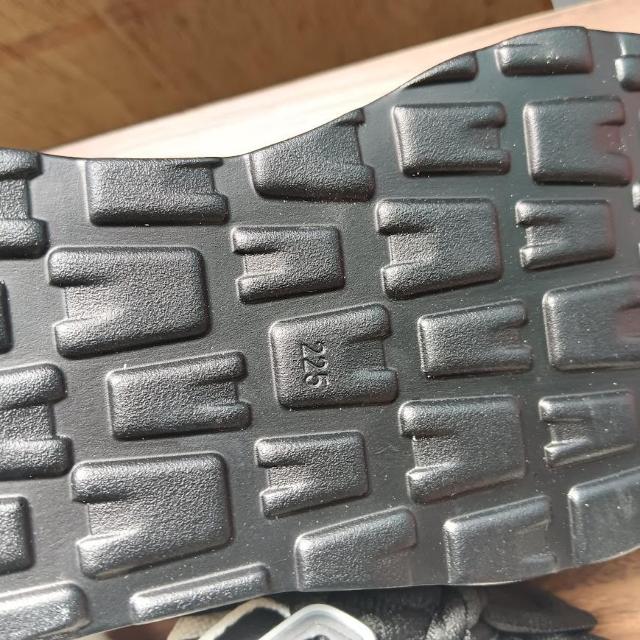 新品 22.5cm レディース スニーカー ブラック シューズ 靴 身長アップ < 女性ファッション  新品 22.5cm レディース スニーカー ブラック シューズ 靴 身長アップ < 女性ファッションの