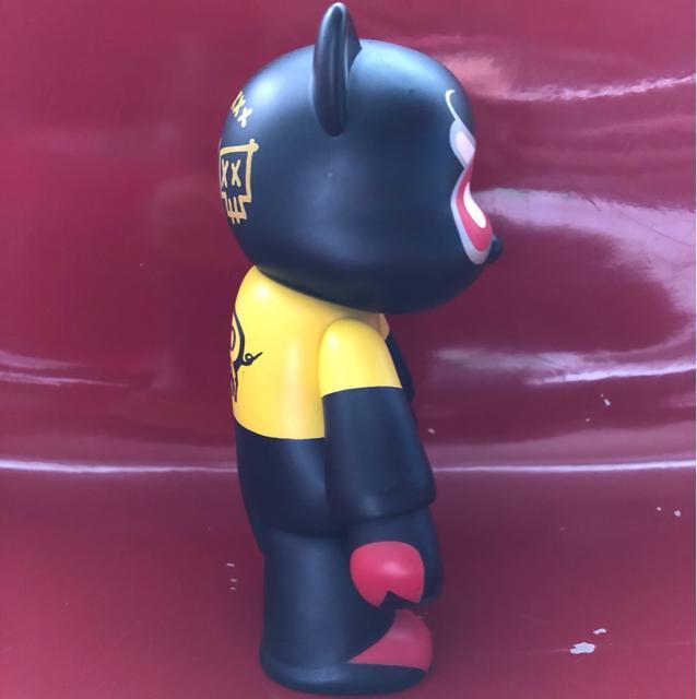 《toy2r × MAD BARBARIANS》フィギュア デザイナーズトイ 豚 QEE kidrobot アーティストトイ < ホビー  《toy2r × MAD BARBARIANS》フィギュア デザイナーズトイ 豚 QEE kidrobot アーティストトイ < ホビーの