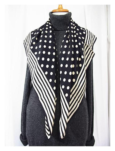 500円スタ★正規品 美品 POLO RALPH LAUREN(ポロ ラルフローレン)シルク100% 大判スカーフ < ブランド 500円スタ★正規品 美品 POLO RALPH LAUREN(ポロ ラルフローレン)シルク100% 大判スカーフ < ブランドの