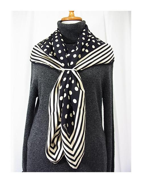 500円スタ★正規品 美品 POLO RALPH LAUREN(ポロ ラルフローレン)シルク100% 大判スカーフ < ブランド 500円スタ★正規品 美品 POLO RALPH LAUREN(ポロ ラルフローレン)シルク100% 大判スカーフ < ブランドの