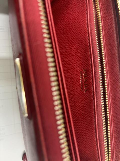 PRADA �����z �� ���K�i �� �u�����h�� 