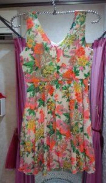 白ミニワンピースフレアネオンカラー花柄オレンジ黄色グリーンM < 女性ファッション  白ミニワンピースフレアネオンカラー花柄オレンジ黄色グリーンM < 女性ファッションの