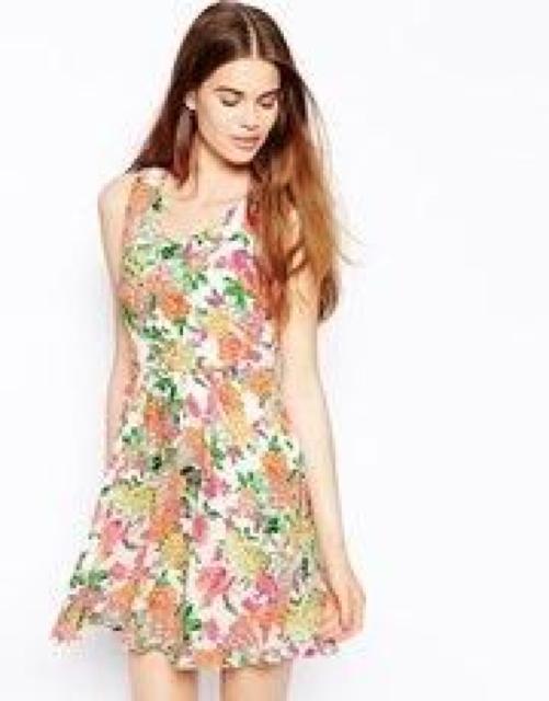 白ミニワンピースフレアネオンカラー花柄オレンジ黄色グリーンM < 女性ファッション  白ミニワンピースフレアネオンカラー花柄オレンジ黄色グリーンM < 女性ファッションの