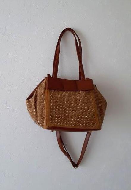 ベージュ スタッズ リボン マチたっぷり 2way ショルダーバッグ ハンドバッグ < 女性ファッション  ベージュ スタッズ リボン マチたっぷり 2way ショルダーバッグ ハンドバッグ < 女性ファッションの