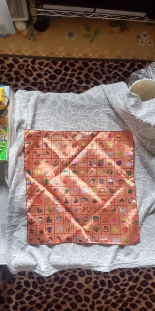 縁起がいい宝くじ入れの箱と縁起がいいミニ風呂敷のセット < インテリア/ライフ 縁起がいい宝くじ入れの箱と縁起がいいミニ風呂敷のセット < インテリア/ライフの