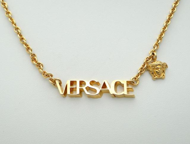VERSACE ヴェルサーチ ロゴ メデューサモチーフ チェーンネックレス ゴールド<USED>【送料無料】 < ブランド VERSACE ヴェルサーチ ロゴ メデューサモチーフ チェーンネックレス ゴールド<USED>【送料無料】 < ブランドの