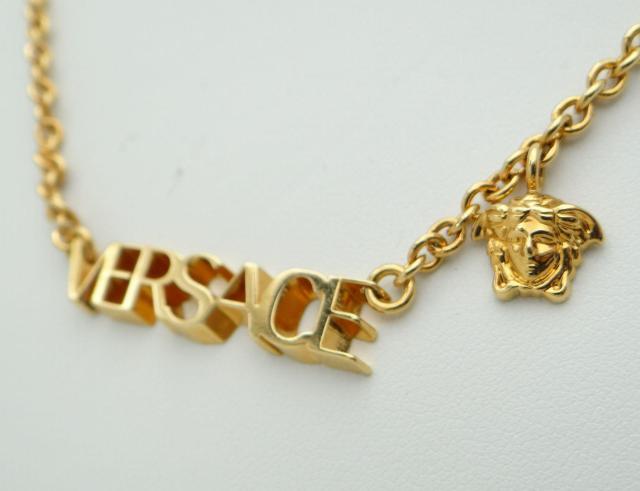 VERSACE ヴェルサーチ ロゴ メデューサモチーフ チェーンネックレス ゴールド<USED>【送料無料】 < ブランド VERSACE ヴェルサーチ ロゴ メデューサモチーフ チェーンネックレス ゴールド<USED>【送料無料】 < ブランドの
