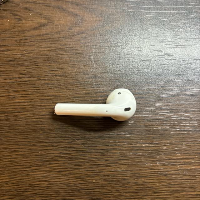 即決 Apple アップル AirPods 第二世代 左耳のみ A2031 < 家電/AV  即決 Apple アップル AirPods 第二世代 左耳のみ A2031 < 家電/AVの