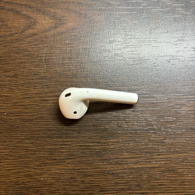 即決 Apple アップル AirPods 第二世代 左耳のみ A2031 < 家電/AV  即決 Apple アップル AirPods 第二世代 左耳のみ A2031 < 家電/AVの