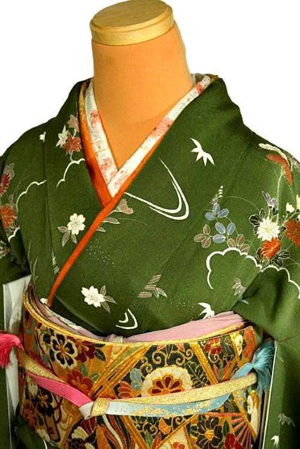 【最高峰】新品同様 1555年創業【千切屋治兵衛謹製】金駒シシュウ 鈴乃屋扱 振袖 身丈159.5cm 裄丈65cm T3526 < 女性ファッション  【最高峰】新品同様 1555年創業【千切屋治兵衛謹製】金駒シシュウ 鈴乃屋扱 振袖 身丈159.5cm 裄丈65cm T3526 < 女性ファッションの