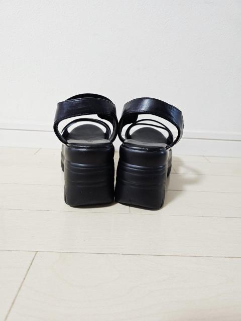 SUREVE 黒×gold 厚底 スポーツサンダル LL < 女性ファッション SUREVE 黒×gold 厚底 スポーツサンダル LL < 女性ファッションの