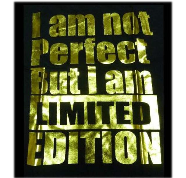 限定人 Limited Edition パロディ T-シャツ黒-(M) < 男性ファッション  限定人 Limited Edition パロディ T-シャツ黒-(M) < 男性ファッションの
