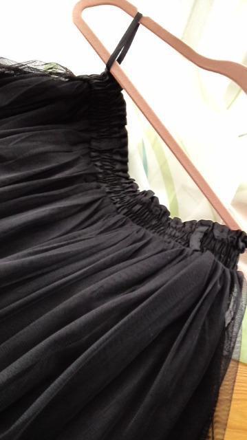 チュールスカート/ひざ丈/黒/レース/未使用 < 女性ファッション  チュールスカート/ひざ丈/黒/レース/未使用 < 女性ファッションの