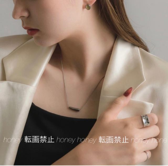 変形メタルリング【新品未使用】シルバーカラー●ボリュームリングでこなれ感●男女兼用●F < 女性アクセサリー/時計 変形メタルリング【新品未使用】シルバーカラー●ボリュームリングでこなれ感●男女兼用●F < 女性アクセサリー/時計の