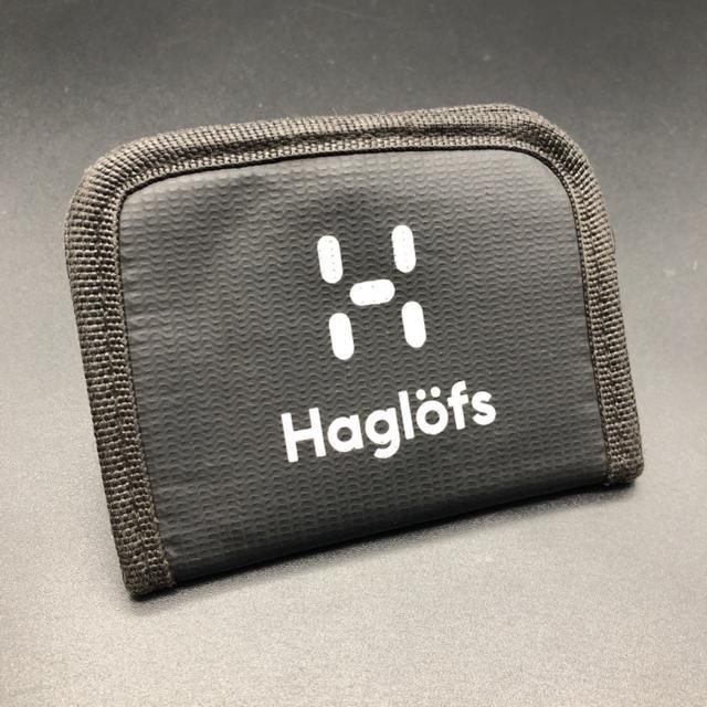 即決 Haglofs 二つ折り財布 < 男性ファッション  即決 Haglofs 二つ折り財布  < 男性ファッションの