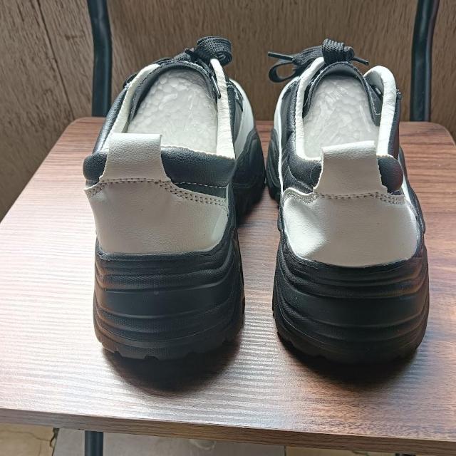 新品 23cm レディース スニーカー ブラック シューズ 靴 厚底 身長アップ < 女性ファッション  新品 23cm レディース スニーカー ブラック シューズ 靴 厚底 身長アップ < 女性ファッションの