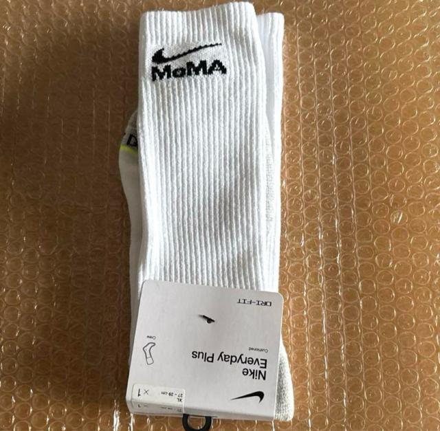 NIKE MoMA エブリデイ ソックス ホワイト XL 27-29cm ナイキ 白 靴下 EVERYDAY SOCKS < ブランド  NIKE MoMA エブリデイ ソックス ホワイト XL 27-29cm ナイキ 白 靴下 EVERYDAY SOCKS < ブランドの