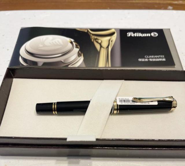 Pelikan yJ@NM@M() ubN@M400   CeA/Ct 