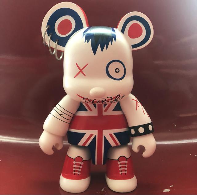 《toy2r × ユナイテッドアローズ》フィギュア デザイナーズトイ QEE kidrobot ヴィンテージトイ アーティストトイ < ホビー  《toy2r × ユナイテッドアローズ》フィギュア デザイナーズトイ QEE kidrobot ヴィンテージトイ アーティストトイ < ホビーの