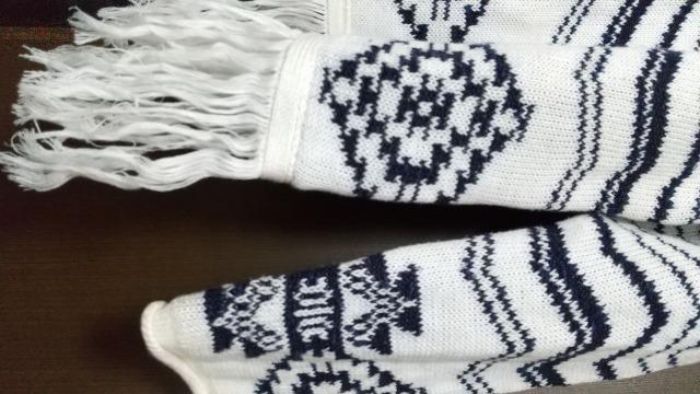 フリンジ付きセーター◆Mサイズ◆美品です! < 女性ファッション  フリンジ付きセーター◆Mサイズ◆美品です! < 女性ファッションの