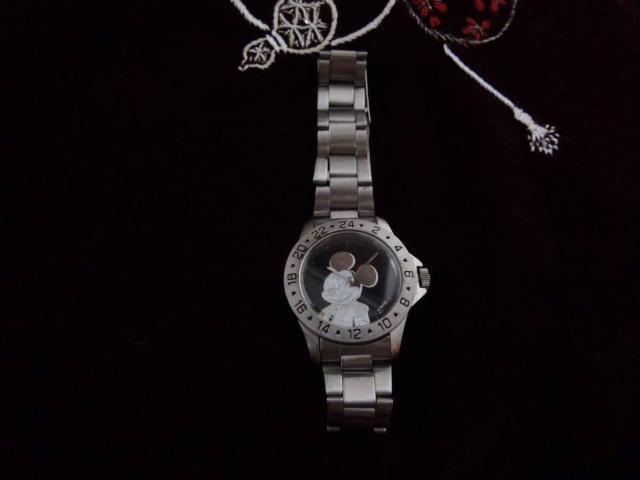 ミッキーマウス Disney アナログ 腕時計 !。 < 男性アクセサリー/時計 ミッキーマウス Disney アナログ 腕時計 !。 < 男性アクセサリー/時計の