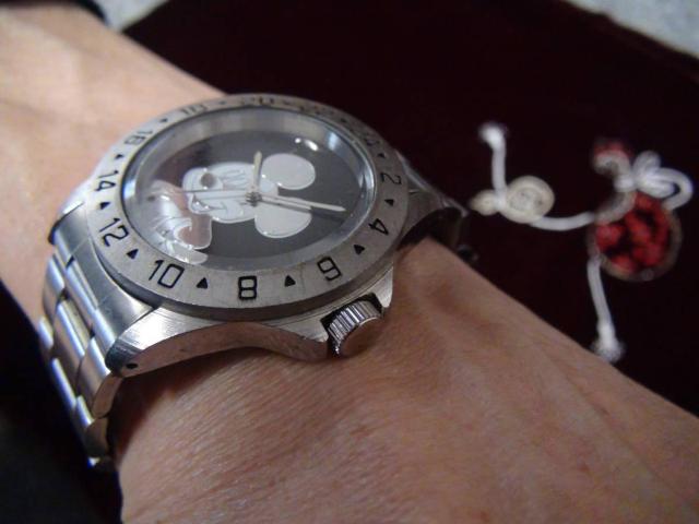 ミッキーマウス Disney アナログ 腕時計 !。 < 男性アクセサリー/時計 ミッキーマウス Disney アナログ 腕時計 !。 < 男性アクセサリー/時計の