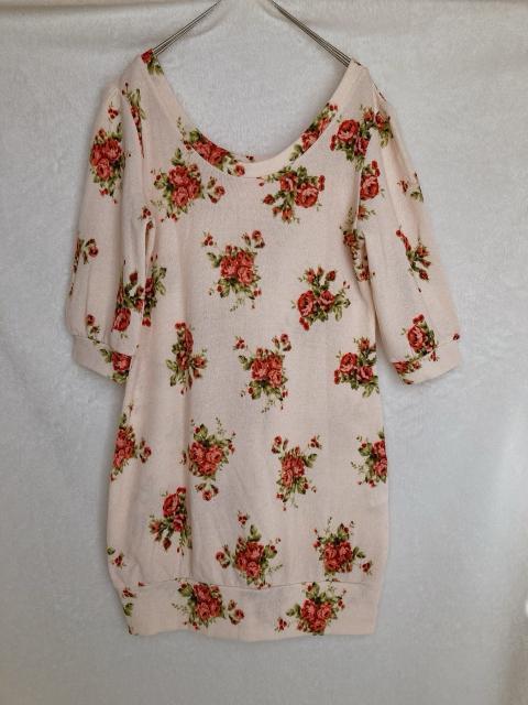 リズリサ好きな方 薔薇柄 花柄 五部袖 ニット チュニック ワンピース M N2m < ブランド リズリサ好きな方 薔薇柄 花柄 五部袖 ニット チュニック ワンピース M N2m < ブランドの