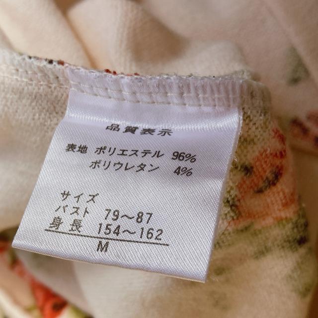 リズリサ好きな方 薔薇柄 花柄 五部袖 ニット チュニック ワンピース M N2m < ブランド リズリサ好きな方 薔薇柄 花柄 五部袖 ニット チュニック ワンピース M N2m < ブランドの