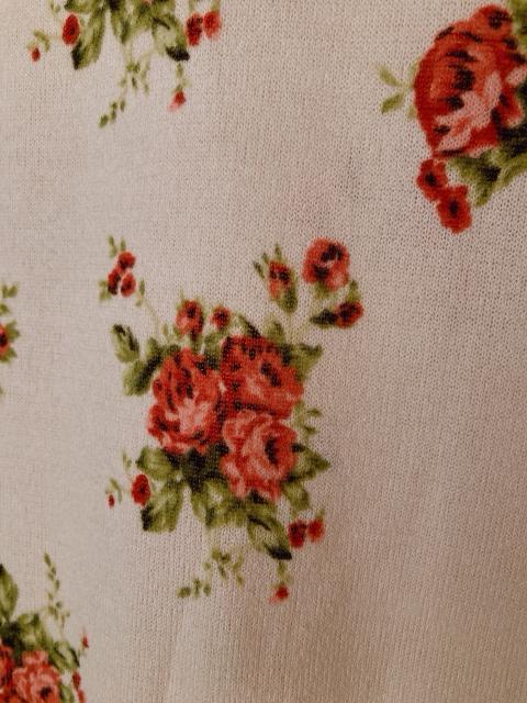 リズリサ好きな方 薔薇柄 花柄 五部袖 ニット チュニック ワンピース M N2m < ブランド リズリサ好きな方 薔薇柄 花柄 五部袖 ニット チュニック ワンピース M N2m < ブランドの